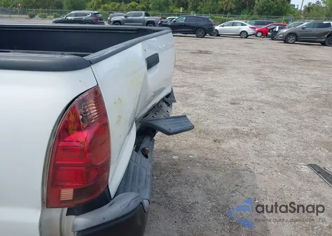 2013 Toyota Tacoma z USA, uszkodzony, nr VIN 5TFNX4CN6DX022680